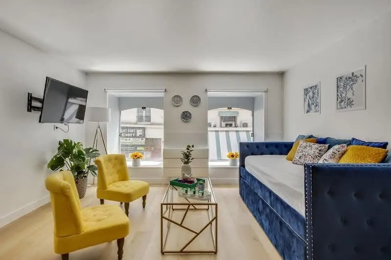 Modern French Studio Charm In The City Apartment Paris